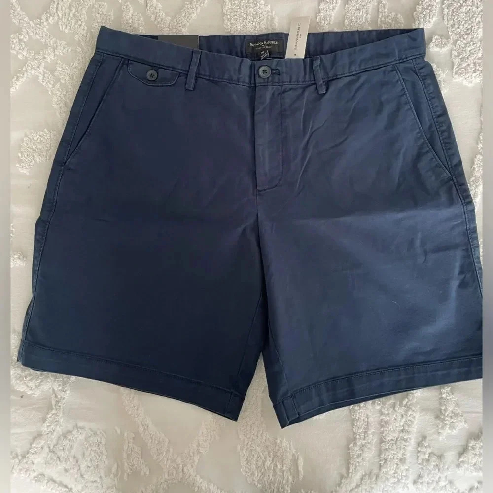 Banana Republic Lived-In Chino Short